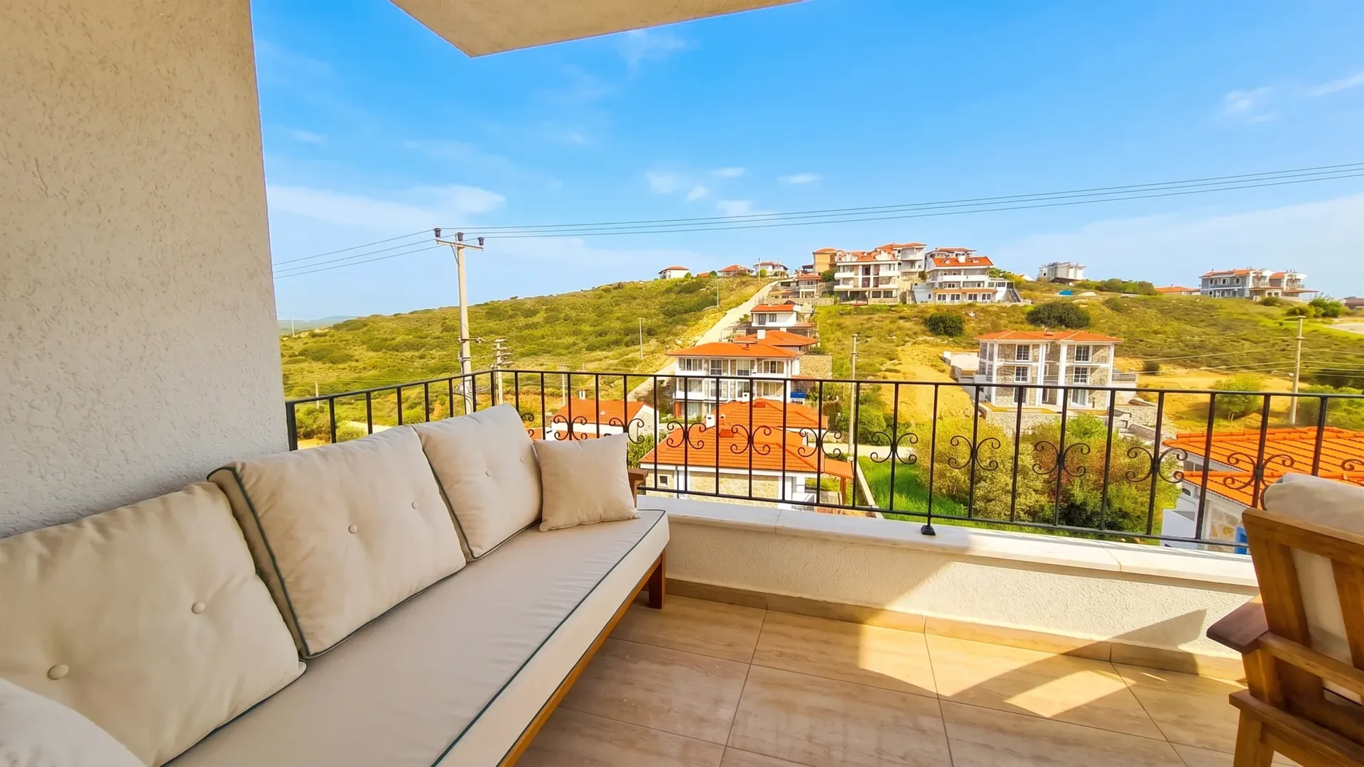 Datça'da 714 m² Arsa İçinde Havuzlu Tripleks Villa 7