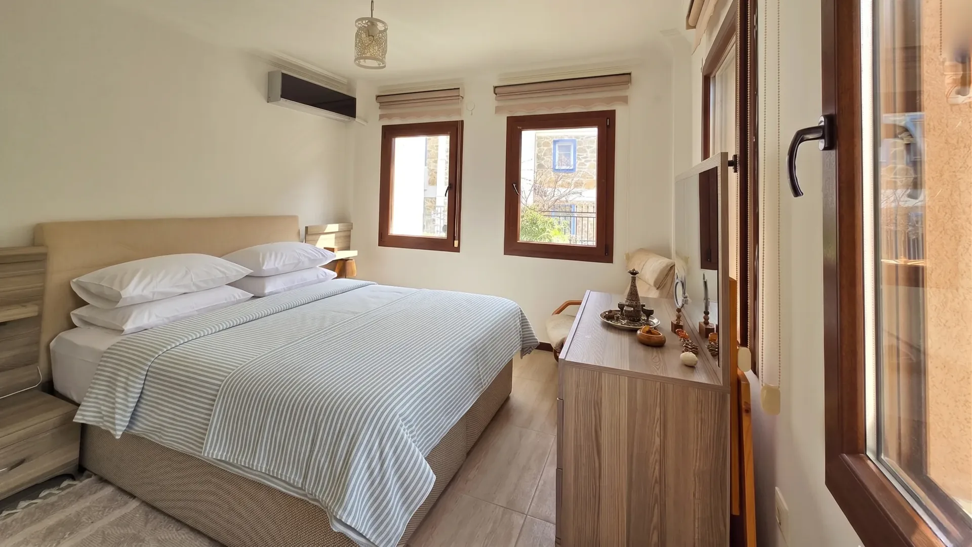 Datça'da 714 m² Arsa İçinde Havuzlu Tripleks Villa 26