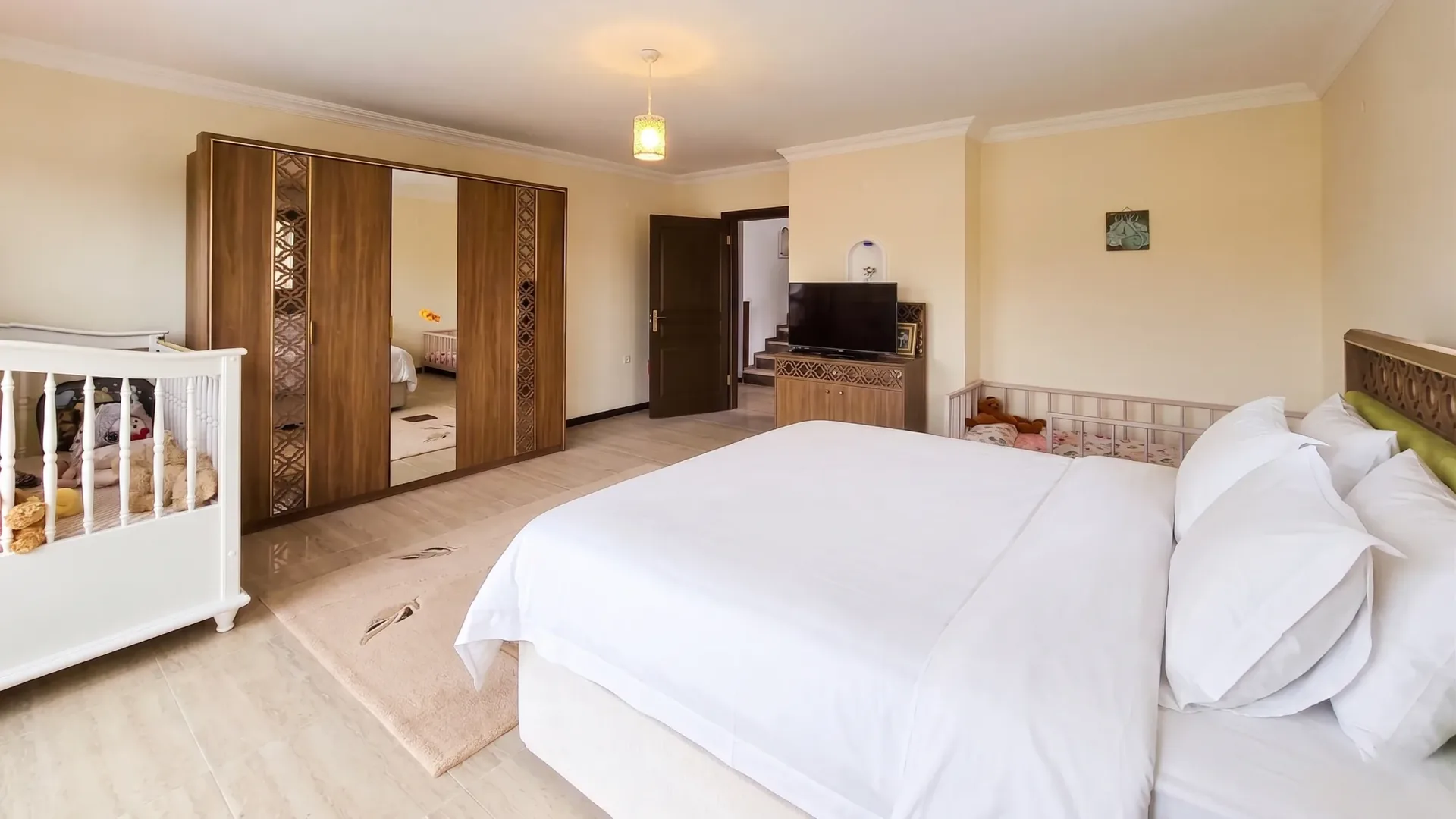 Datça'da 714 m² Arsa İçinde Havuzlu Tripleks Villa 19